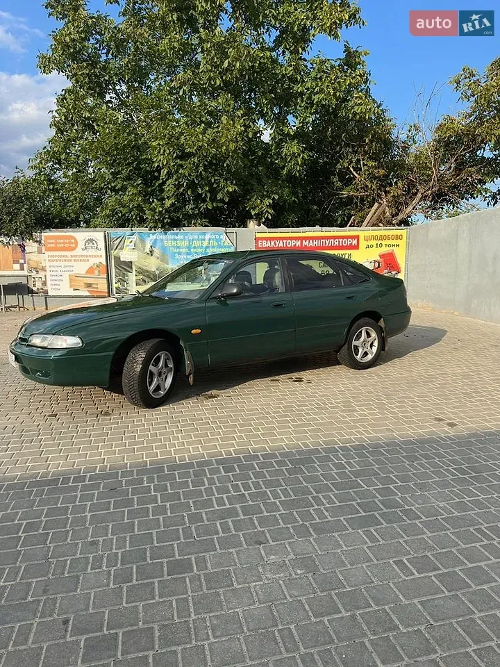Mazda 626 1993 photo 2