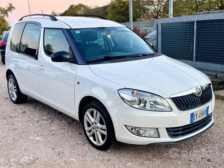 Skoda Roomster 2014 photo 4