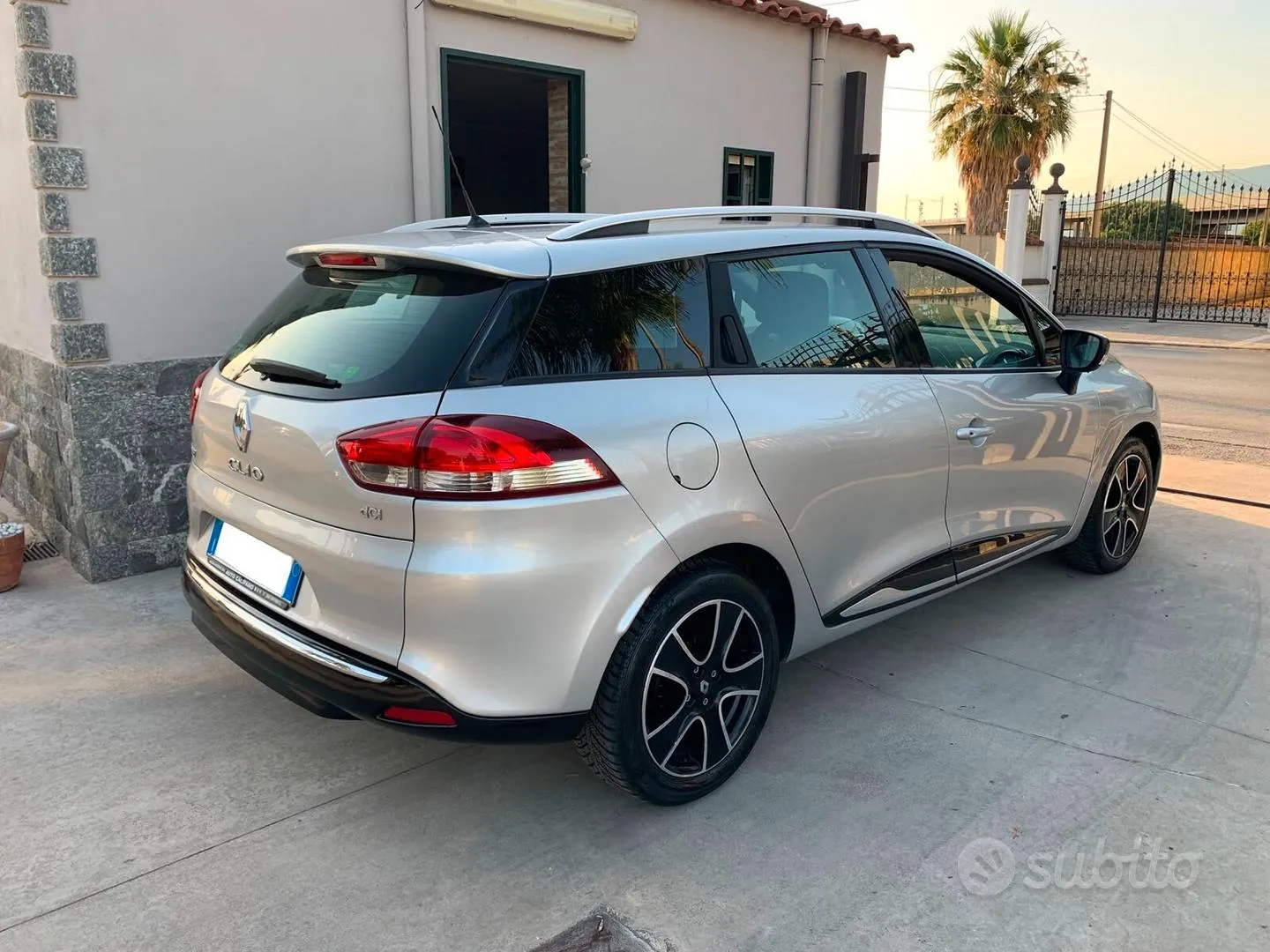 Renault Clio 2014 photo 4