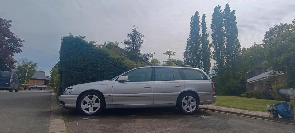 Opel Omega