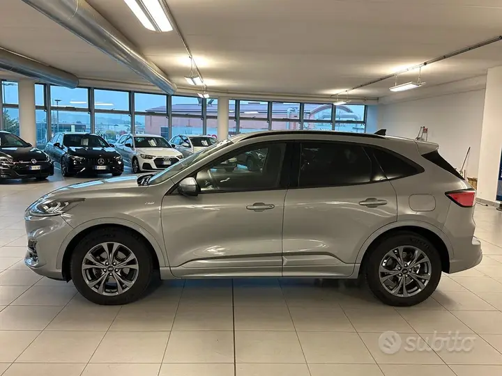 Ford Kuga 2022 photo 4