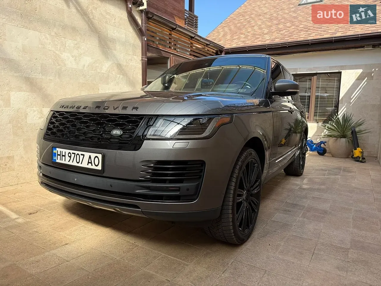 Land Rover Range Rover 2018 photo 3