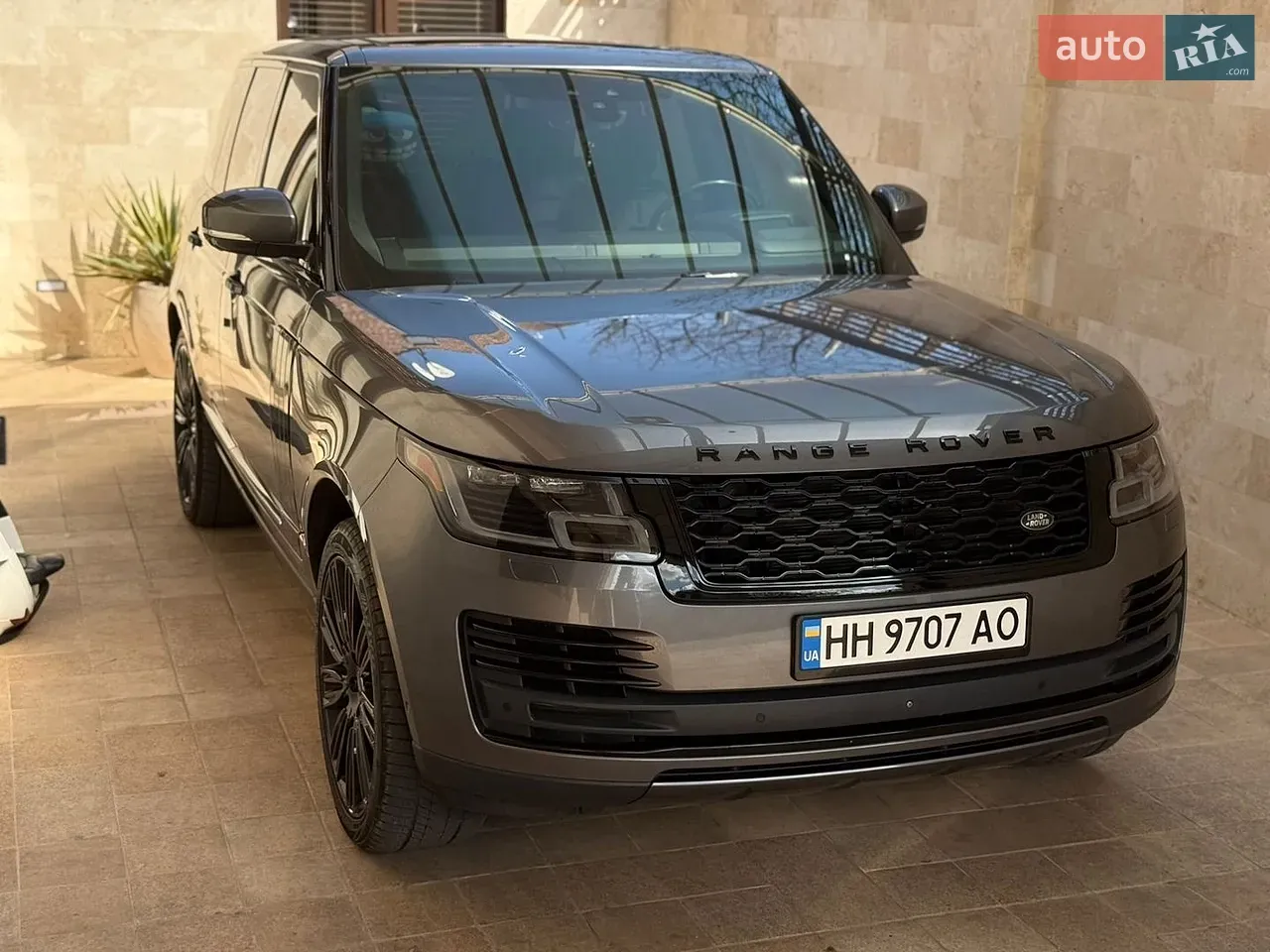 Land Rover Range Rover 2018 photo 2