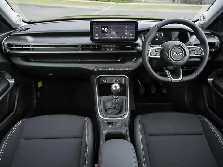 Jeep Avenger 2026 photo 3