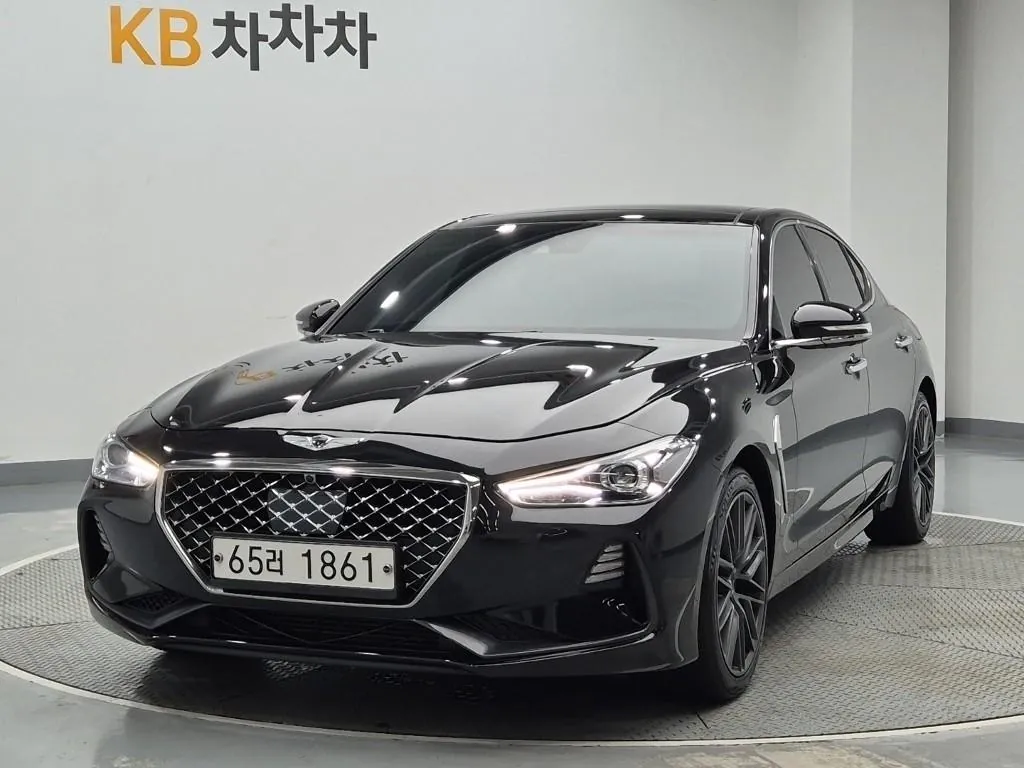 Genesis G70