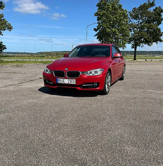 BMW 328I 2012 photo 2