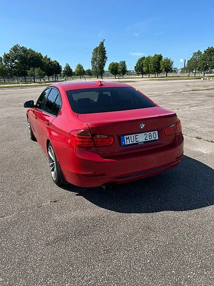 BMW 328I 2012 photo 3