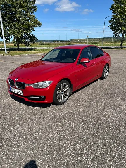 BMW 328I