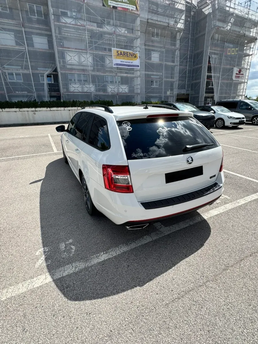 Skoda Octavia 2014 photo 3