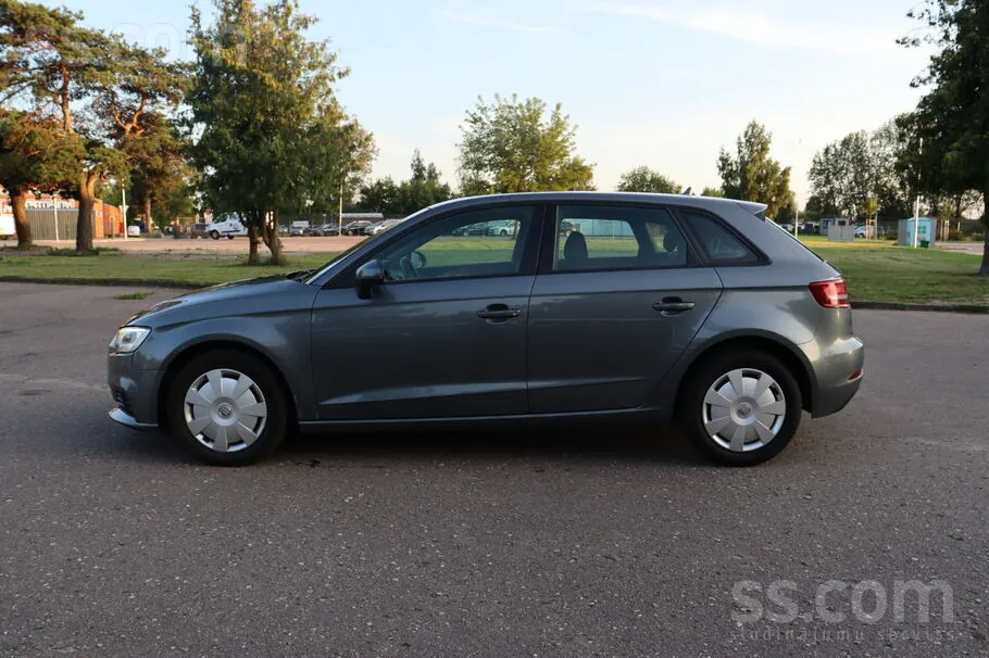Audi A3 2017 photo 3