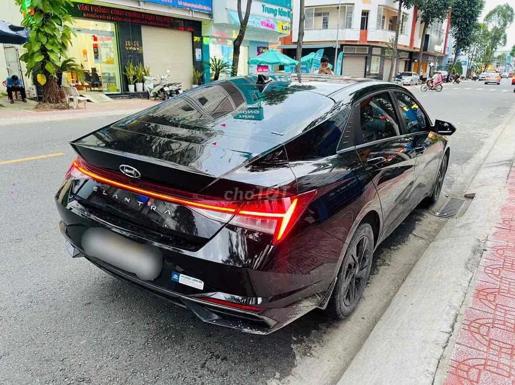 Hyundai Elantra 2024 photo 2