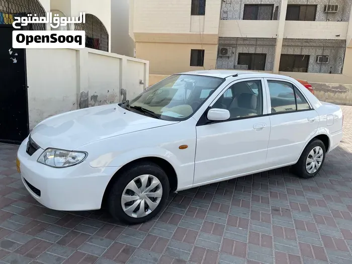 Mazda 323 2001 photo 4