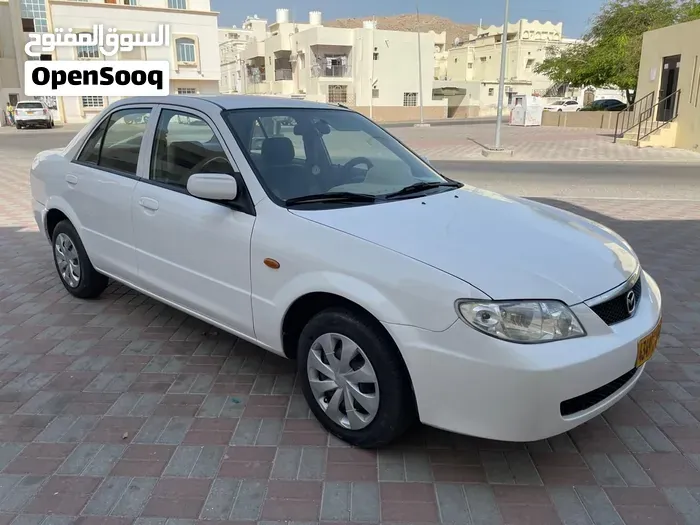Mazda 323 2001 photo 3