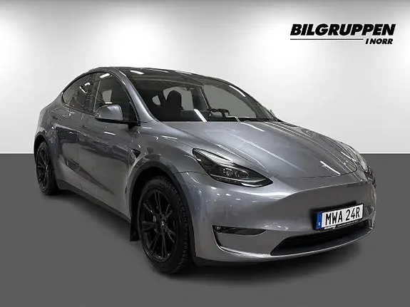 Tesla Model Y 2023 photo 4
