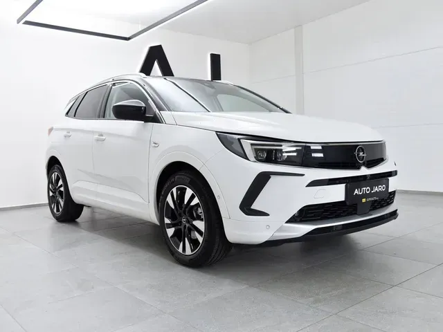 Opel Grandland 2022 photo 3