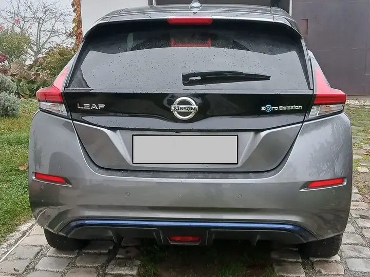 Nissan Leaf 2022 photo 3
