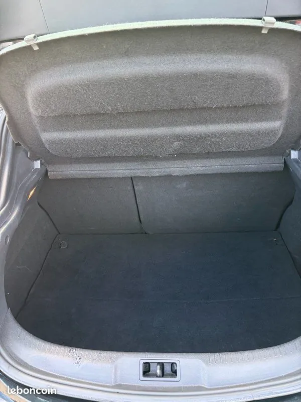 Renault Megane 2012 photo 5