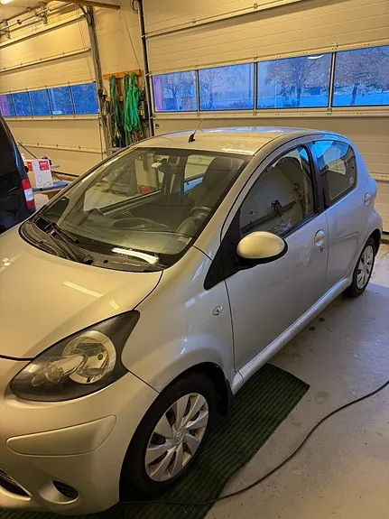 Toyota Aygo 2012 photo 2