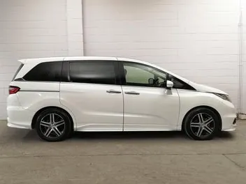Honda Odyssey 2015 photo 4