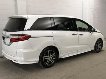 Honda Odyssey 2015 photo 3