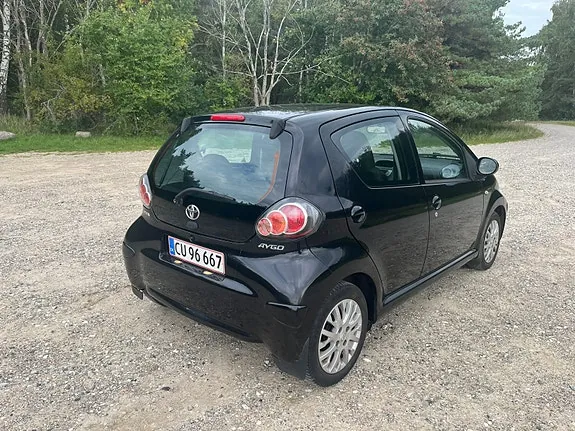 Toyota Aygo 2009 photo 4