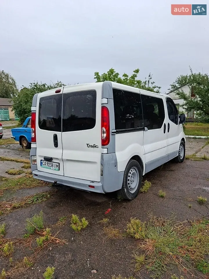 Renault Trafic 2008 photo 3