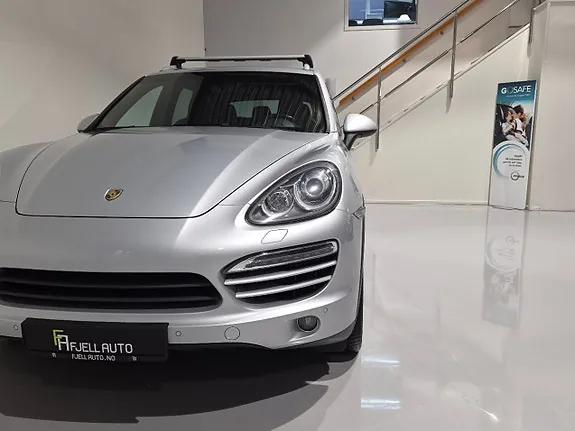 Porsche Cayenne 2011 photo 3