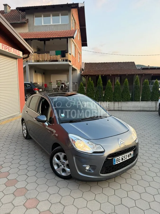 Citroen C3 2011 photo 2