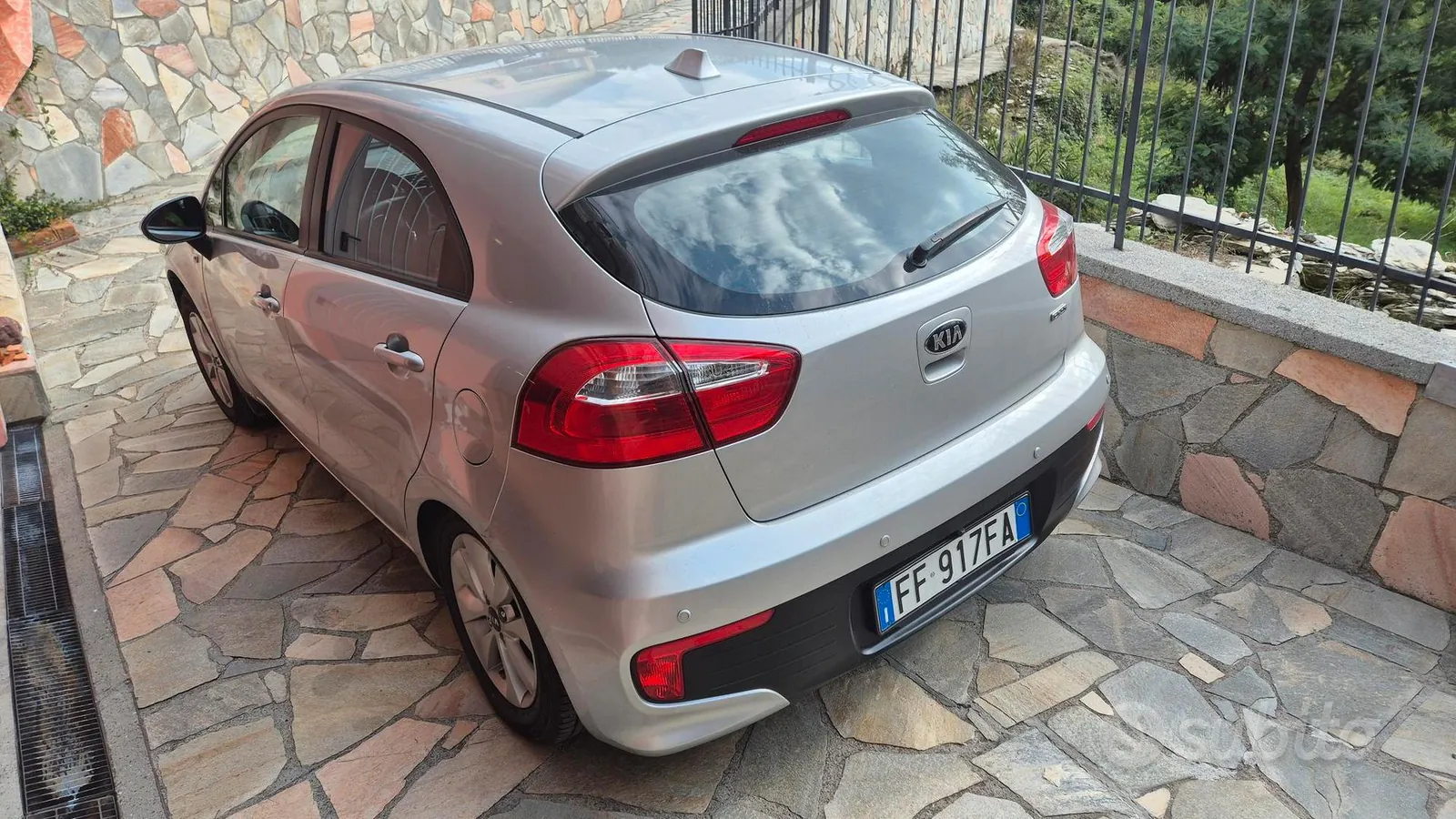 Kia Rio 2016 photo 5