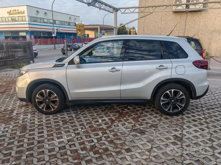 Suzuki Vitara 2023 photo 4