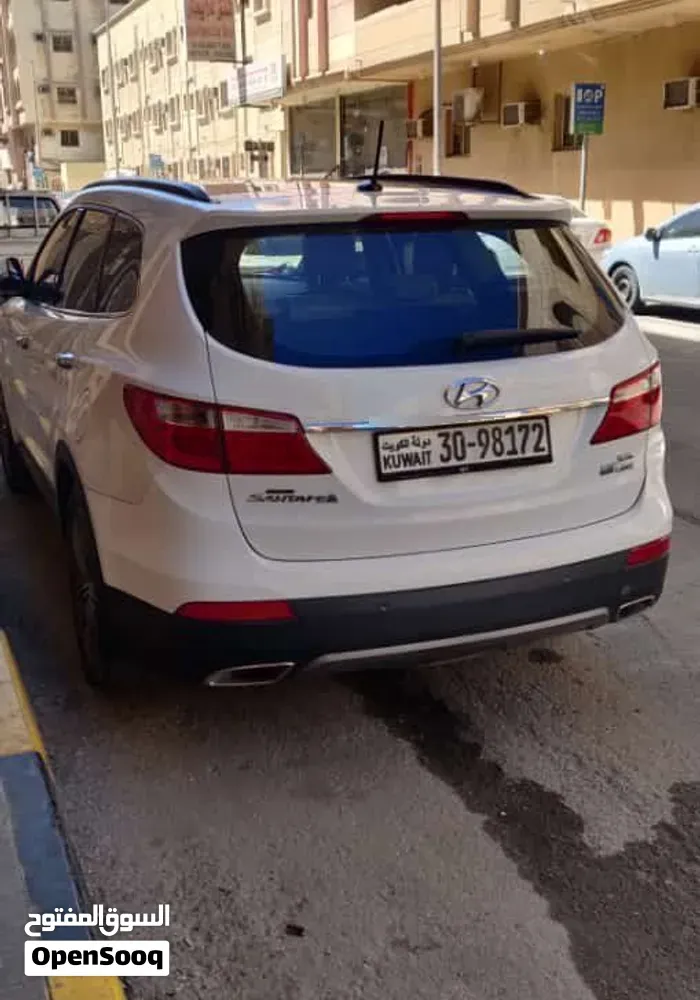 Hyundai Grand Santa Fe 2015 photo 3