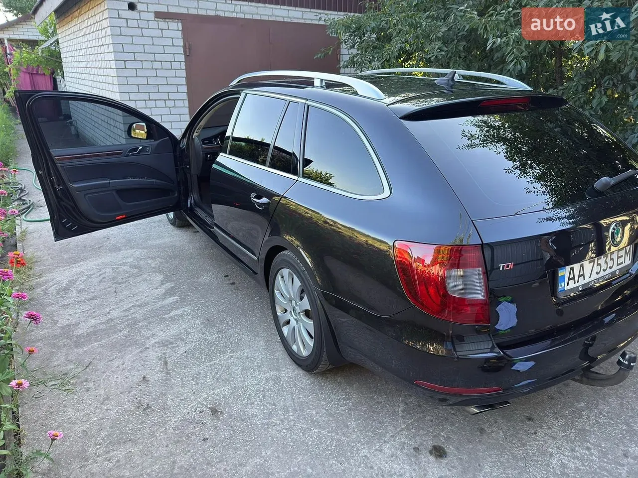 Skoda Superb 2013 photo 5