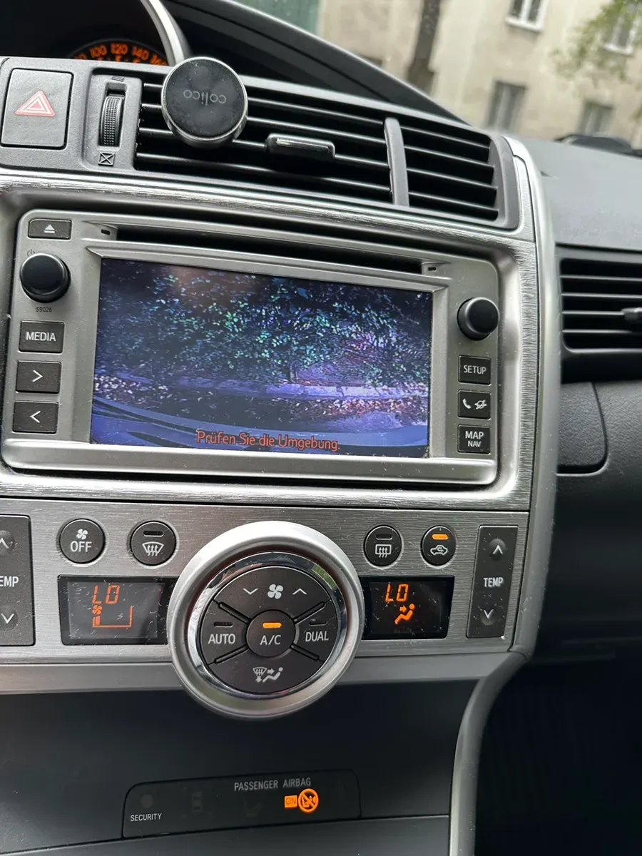 Toyota Verso 2012 photo 3
