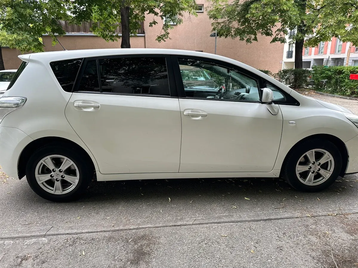 Toyota Verso