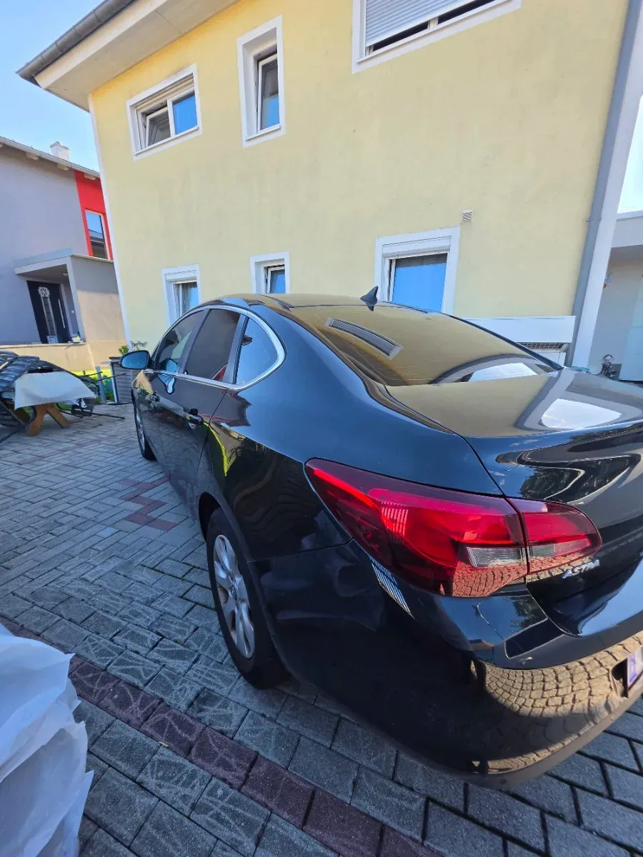 Opel Astra 2016 photo 3