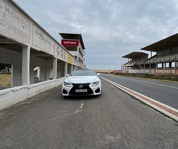 Lexus Rc F 2015 photo 3