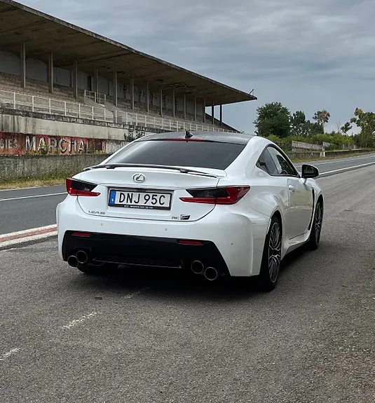Lexus Rc F 2015 photo 2