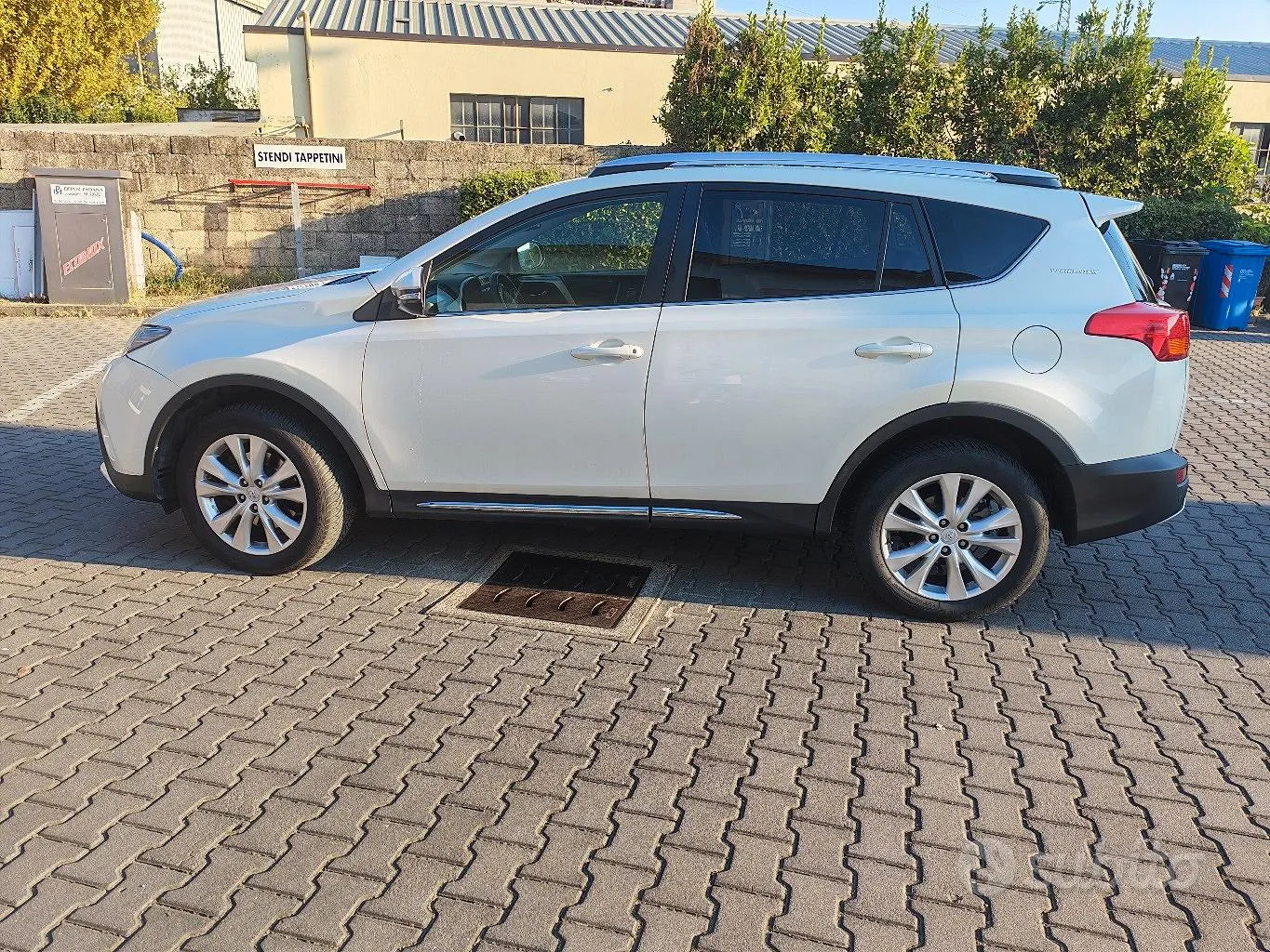 Toyota Rav4 2015 photo 3