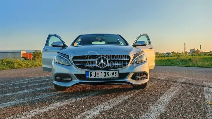 Mercedes-Benz C180 2014 photo 2