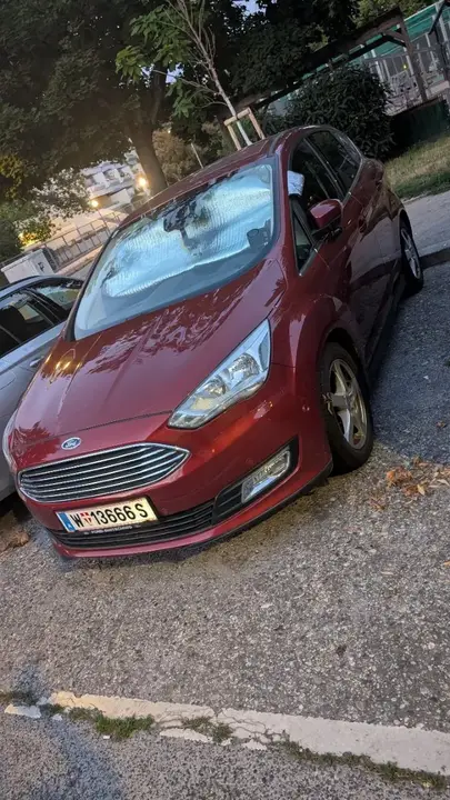 Ford C-Max 2015 photo 2
