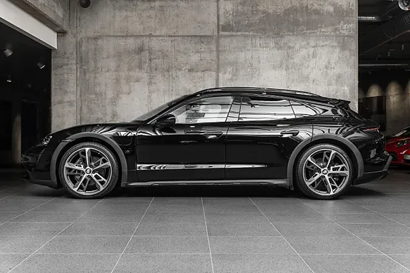 Porsche Taycan 2023 photo 2