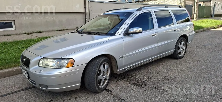 Volvo V70 2006 photo 5