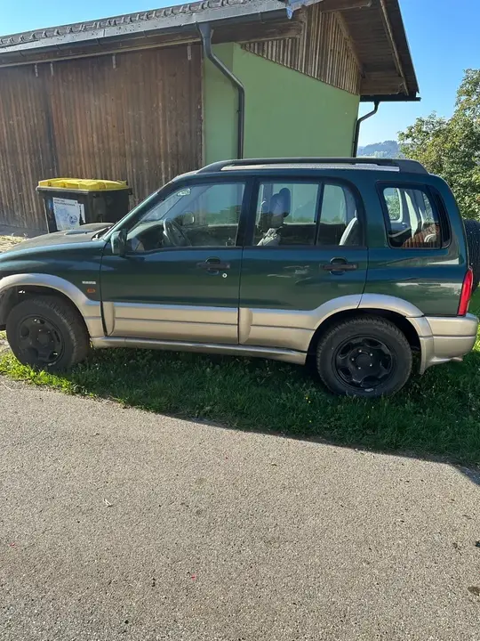 Suzuki Vitara 2001 photo 2