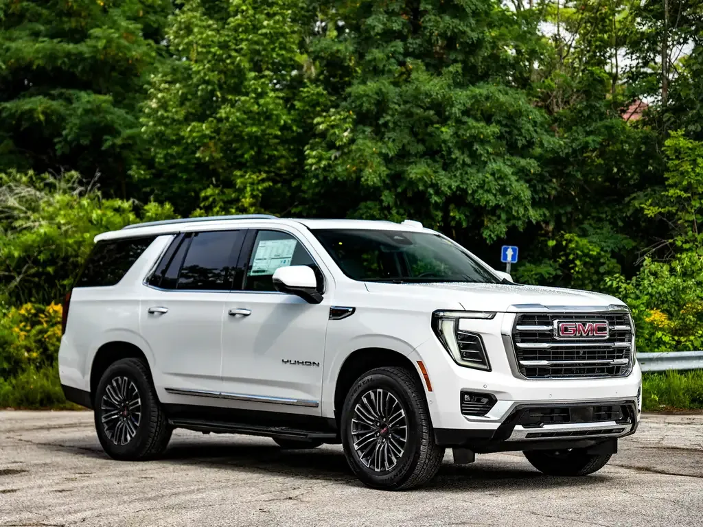 GMC Yukon 2026 photo 2