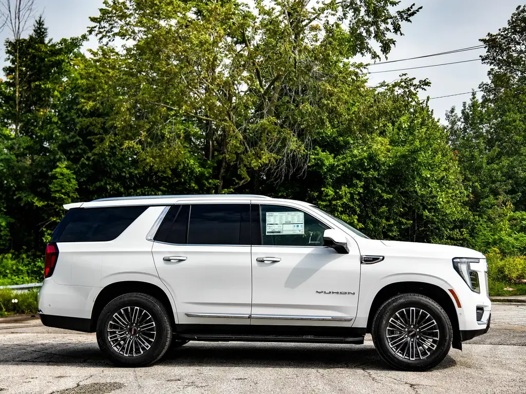 GMC Yukon 2026 photo 3