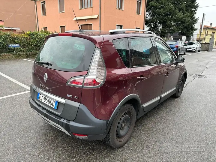 Renault Scenic 2015 photo 3