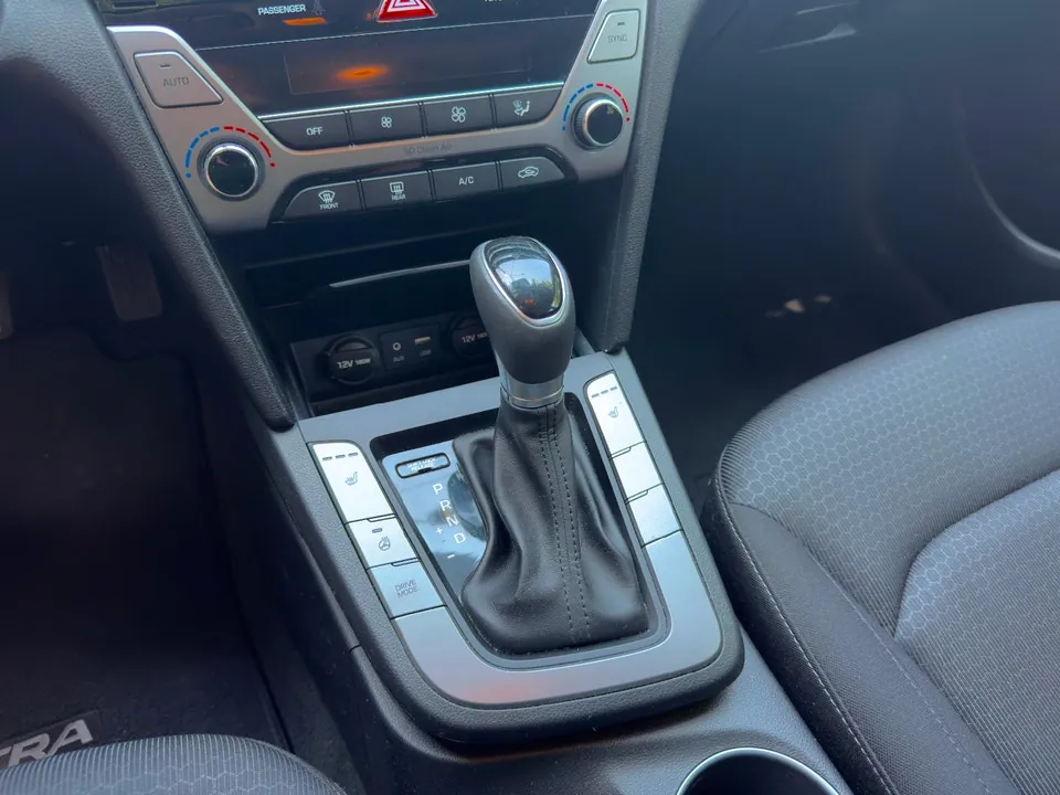 Hyundai Elantra 2017 photo 5