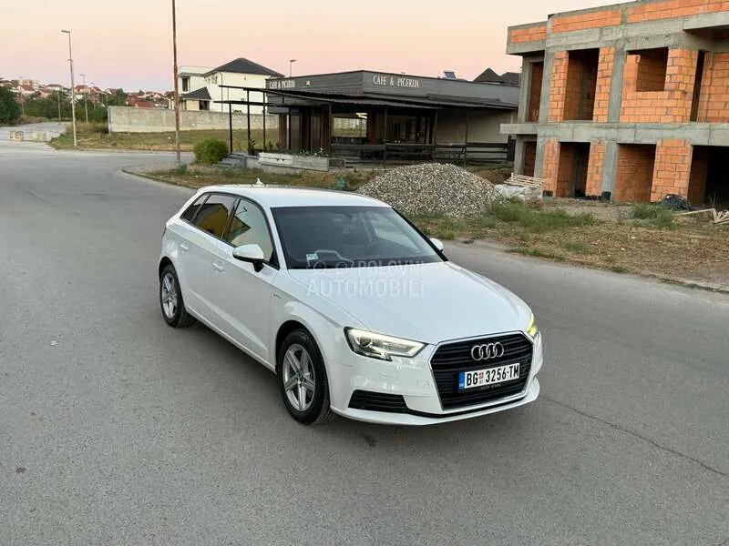 Audi A3 2016 photo 2