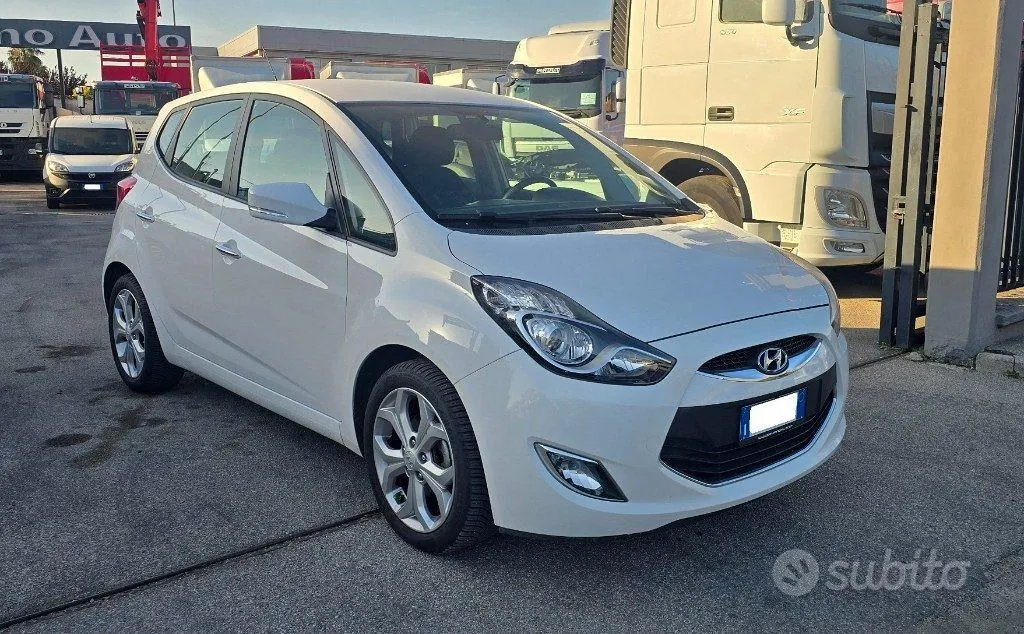 Hyundai Ix20 2012 photo 2