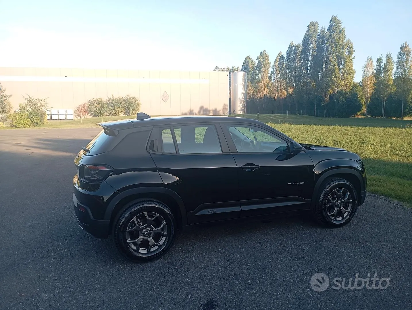 Jeep Avenger 2024 photo 2